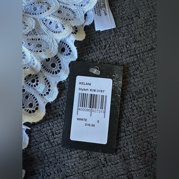 NWT Frederick’s of Hollywood 2 Pack Bundle- Caroline and Kelani in White! - Picture 6 of 6